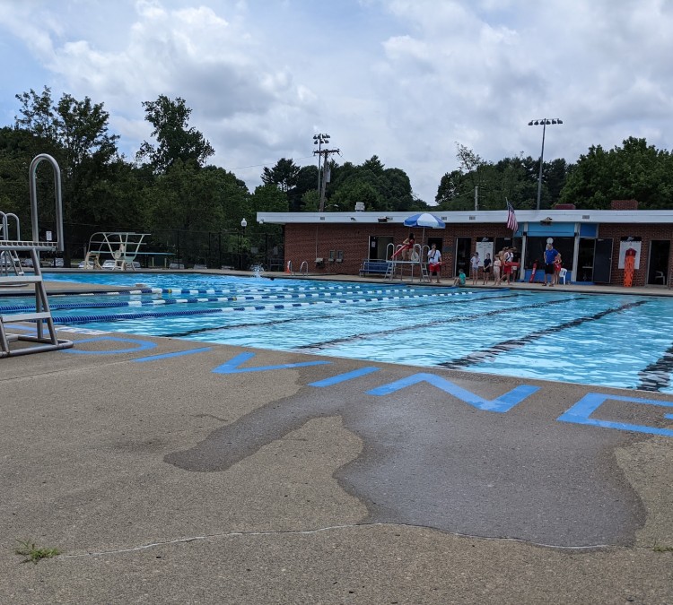 Harry Gath Memorial Pool (Newtonville,&nbspMA)